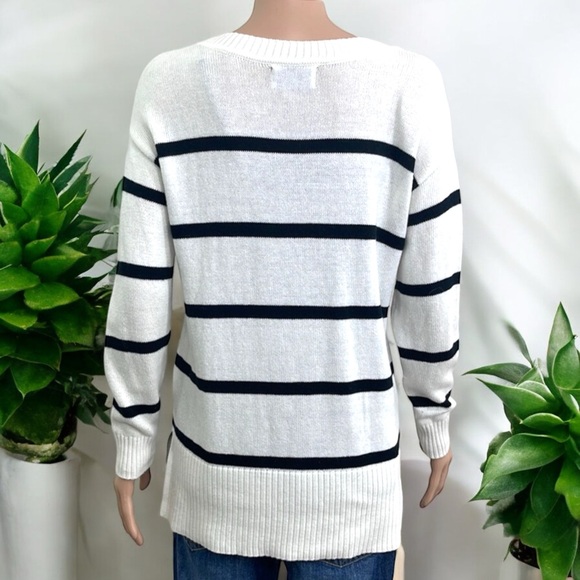 Old Navy Ribbed Trimmed Black & White Striped Pullover Sweater - Picture 14 of 16